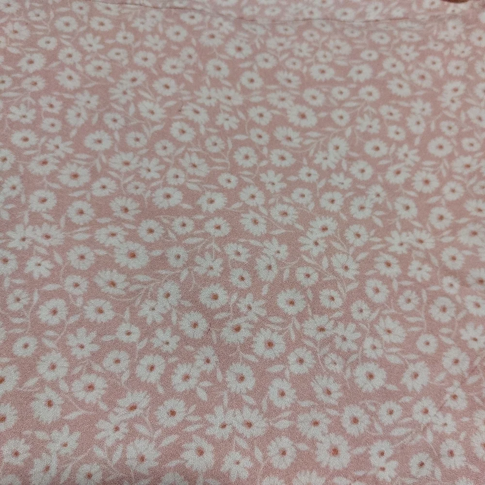 Cotton Candy LA Floral Print Faux Wrap Around Skort- size M